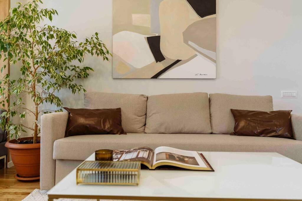 شقة Stunning Views 2Br Intercontinental Flat بوخارست المظهر الخارجي الصورة