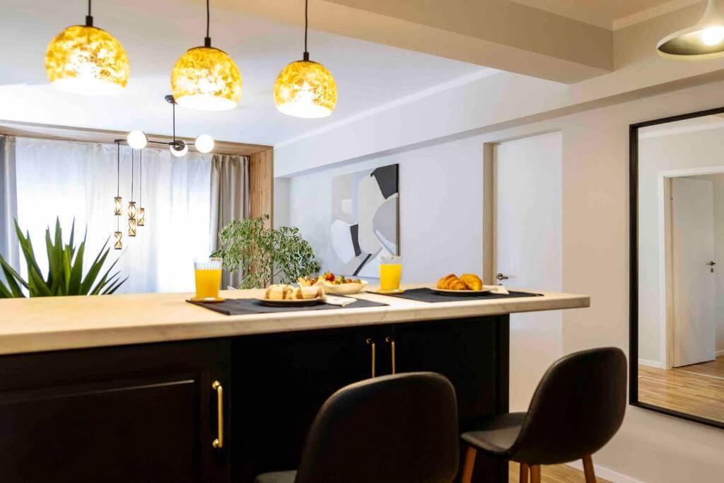شقة Stunning Views 2Br Intercontinental Flat بوخارست المظهر الخارجي الصورة